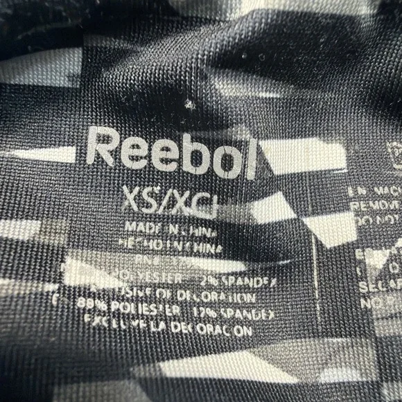 Women Reebok Black Gray Athletic Cropped Compression Leggings Size XS - Picture 7 of 11